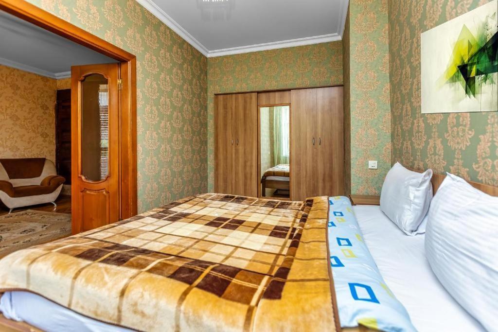 Azneft Royal Suite Apartment Sea View باكو المظهر الخارجي الصورة