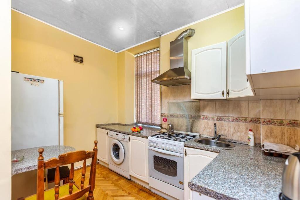 Azneft Royal Suite Apartment Sea View باكو المظهر الخارجي الصورة